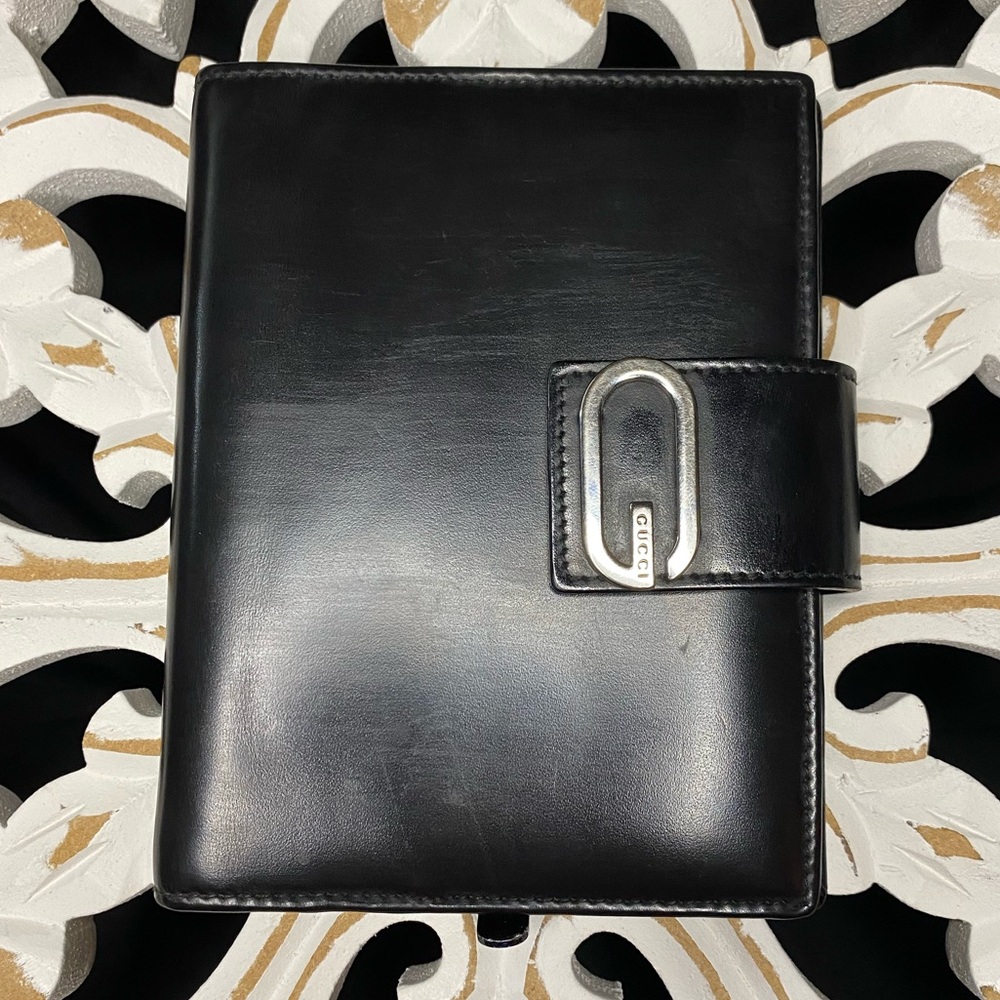 AUTHENTIC GUCCI BLACK PATENT LEATHER AGENDA